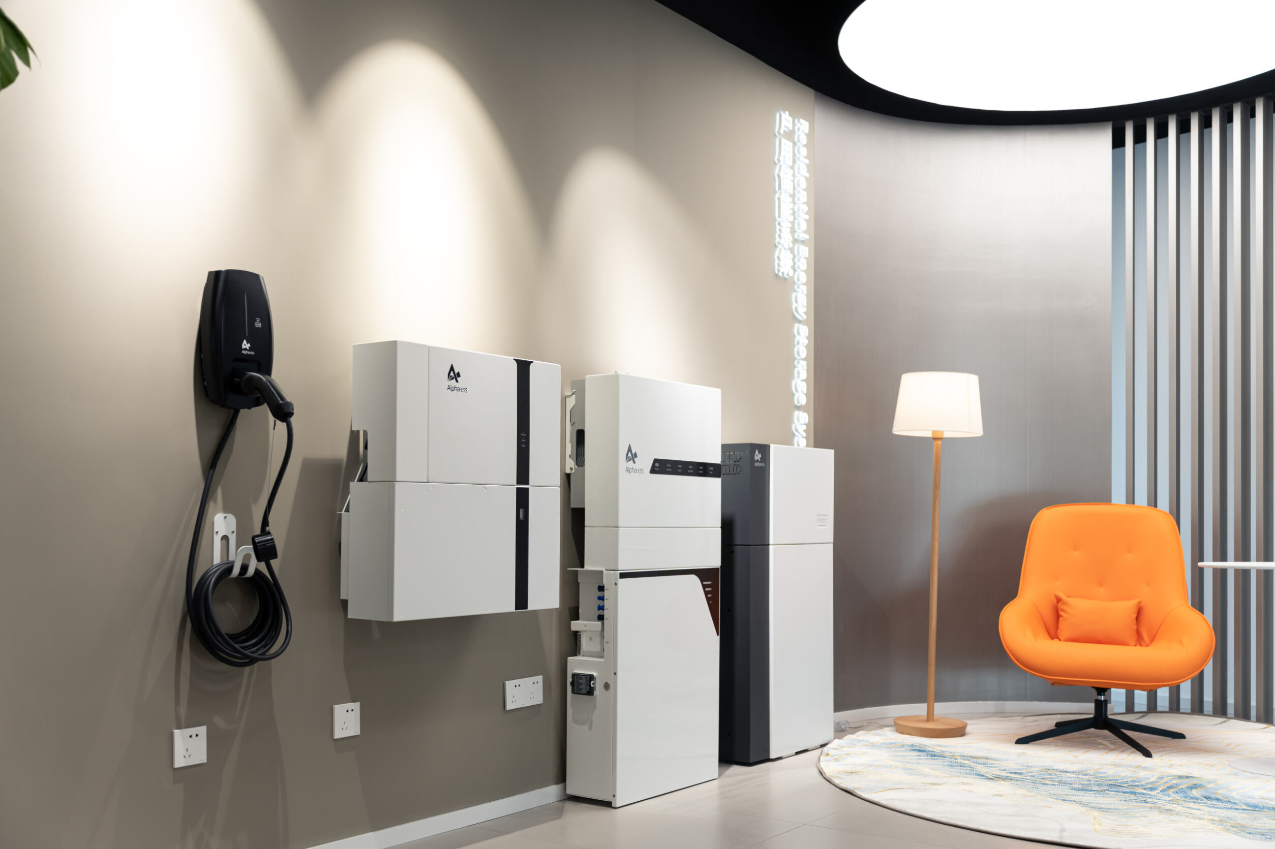 Hoe lang gaat een thuisbatterij mee? - Solar2Led